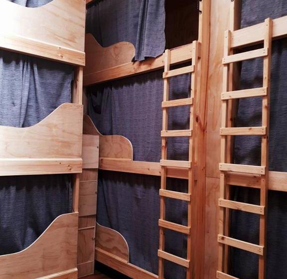 פנסיון Aotea Hostel Iquique