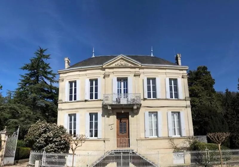 Majatalo La Villa Du Chateau Belloy