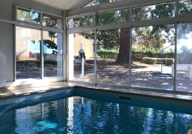 بنسيون La Villa Du Chateau Belloy