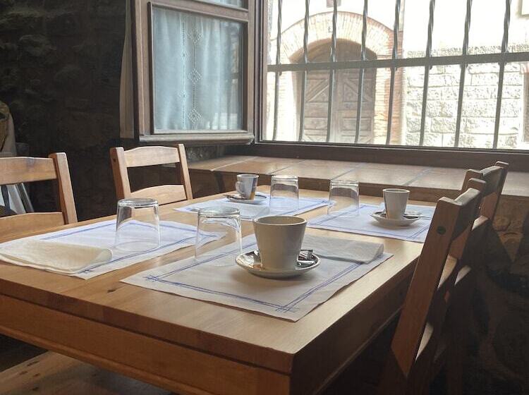 ユースホステル Restaurante La Posada De Santa Rita