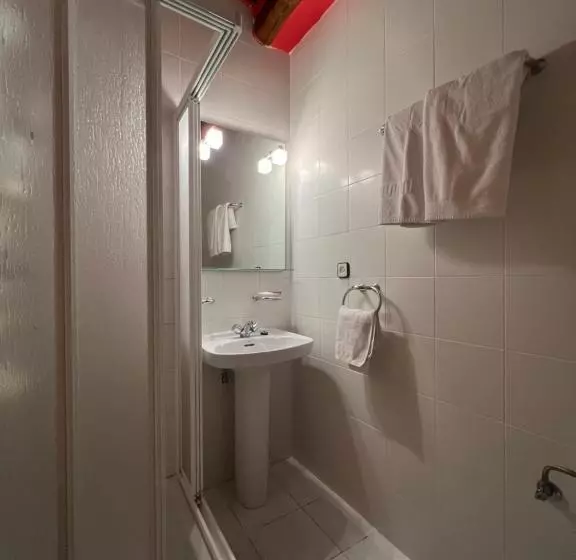 Retkeilymaja Restaurante La Posada De Santa Rita