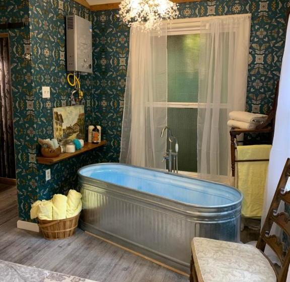 住宿加早餐 Taylor Creek Lodge