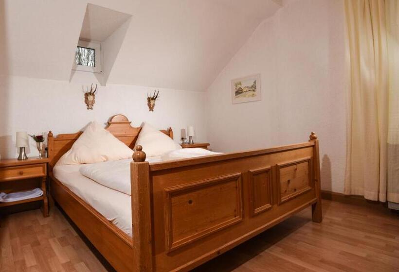 ペンション Jagdschloss Fahrenbühl Hotel Garni