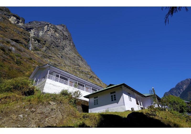 Summit Alpine Resort