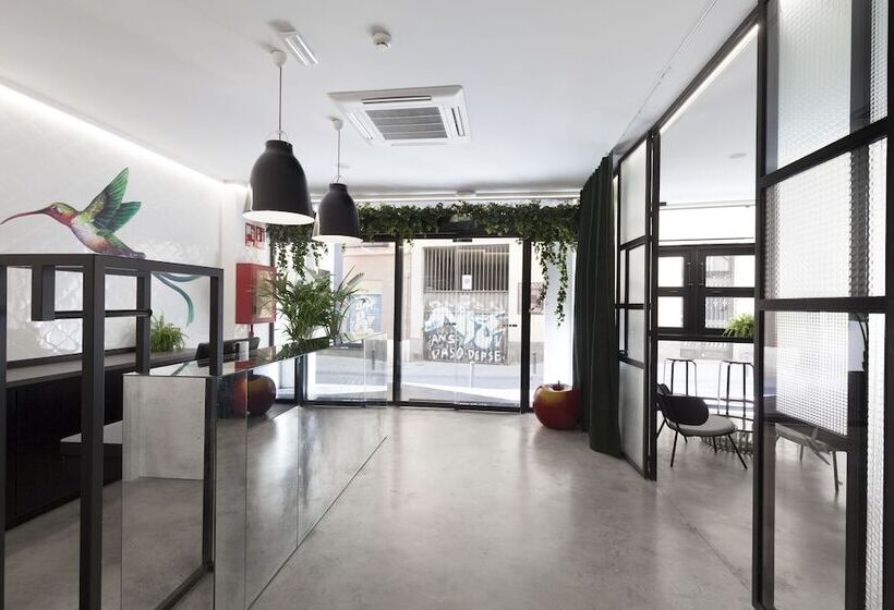 2060 The Newton Hostel