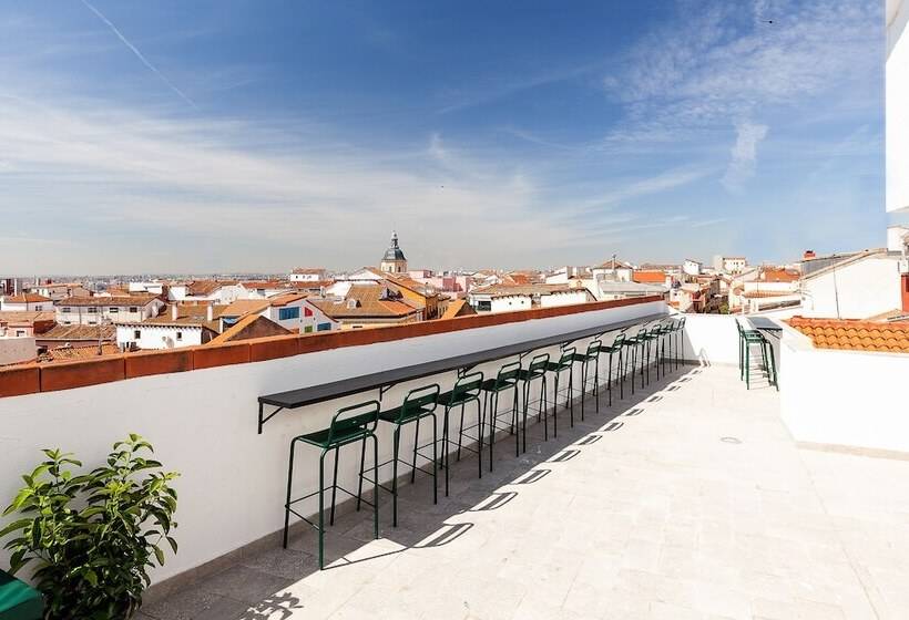 2060 The Newton Hostel