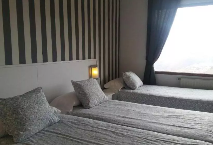 Hotelli Rural Porta Coeli   Dehesa Santa Lucía