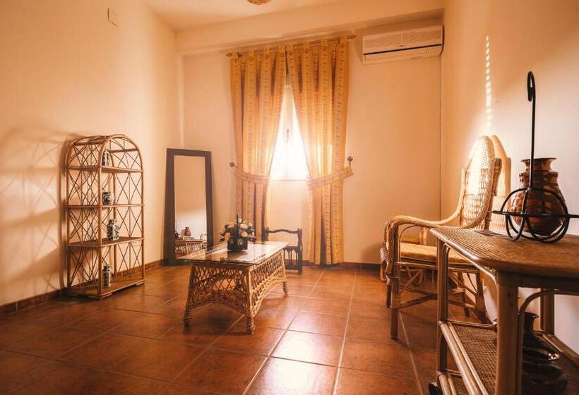 פנסיון Hostal La Laguna