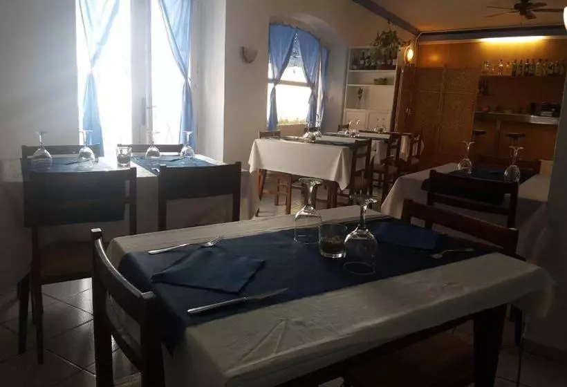 پانسیون Hostal Pancheta