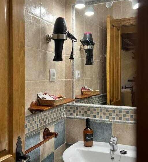 בית מלון כפרי El Sobrao De Gredos