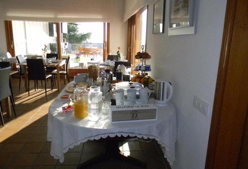 پانسیون Gavina Mar