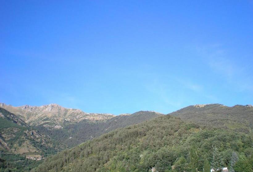 펜션 Hostal Maurin