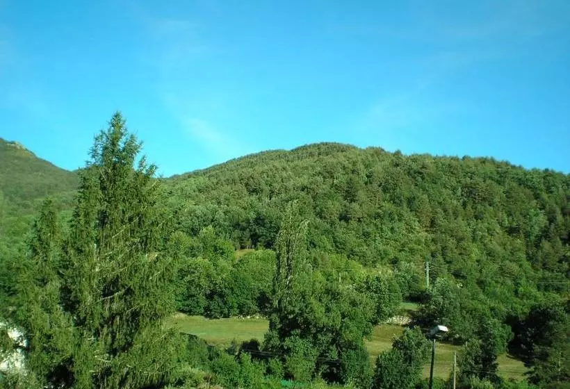 پانسیون Hostal Maurin