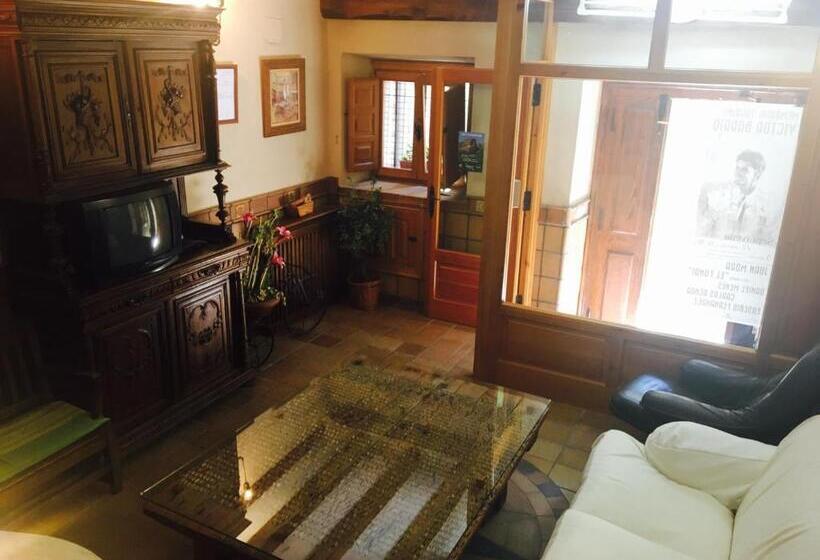 ペンション Hostal Posada La Panadera