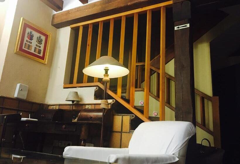 ペンション Hostal Posada La Panadera