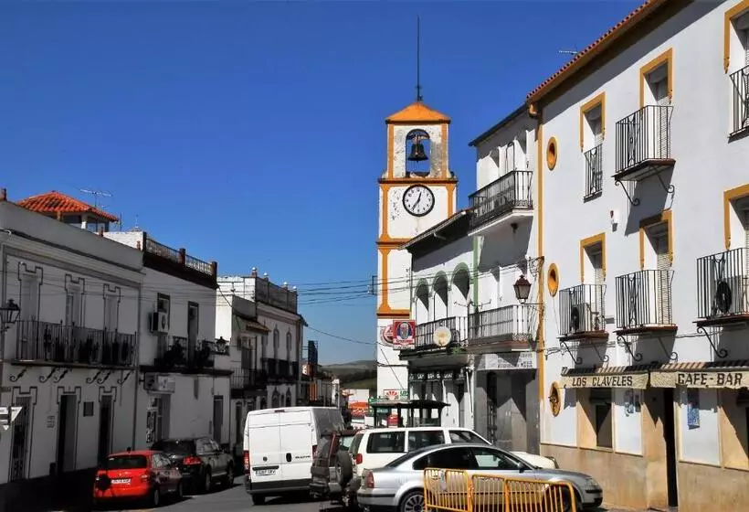 ペンション Hostal La Encina