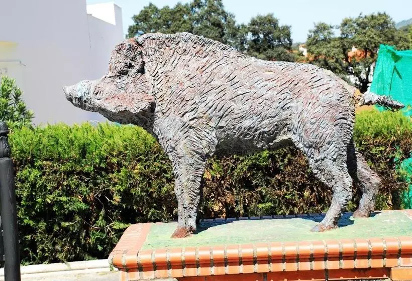 ペンション Hostal La Encina