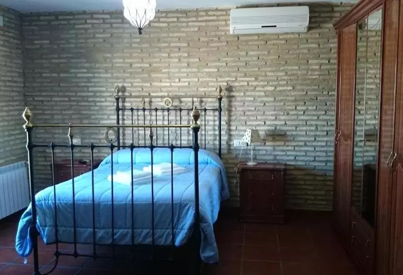 ペンション Hostal La Encina