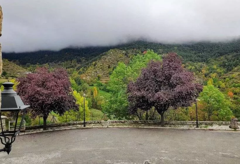 ペンション Hostal Pas De La Pera