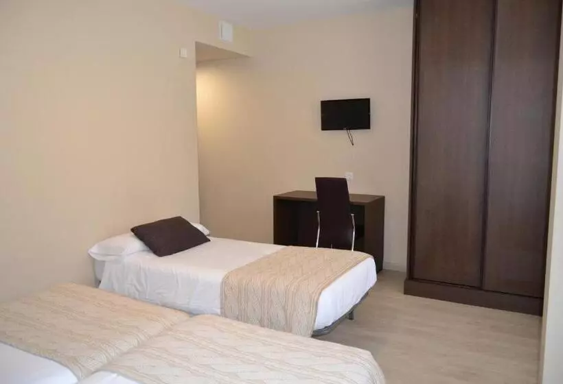 Pension Albergue Lemos