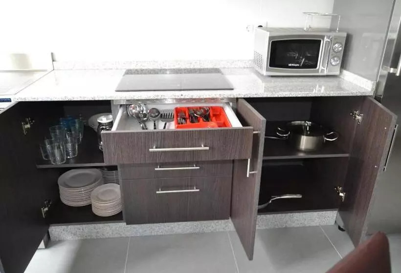 Pension Albergue Lemos