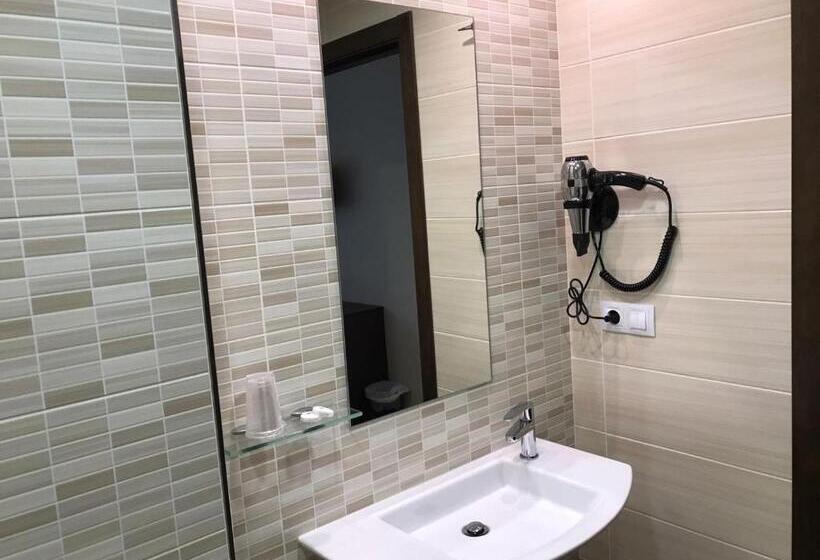 Pension Albergue Lemos