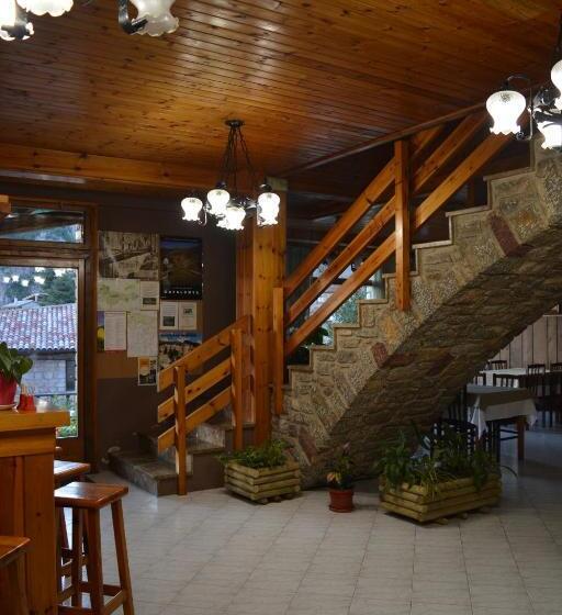 فندق صغير Hostal La Neu