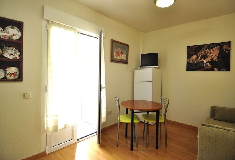 Apartamentos Aralso Sotillo