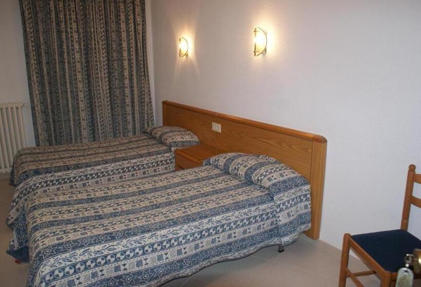 پانسیون Hostal Gran Sol