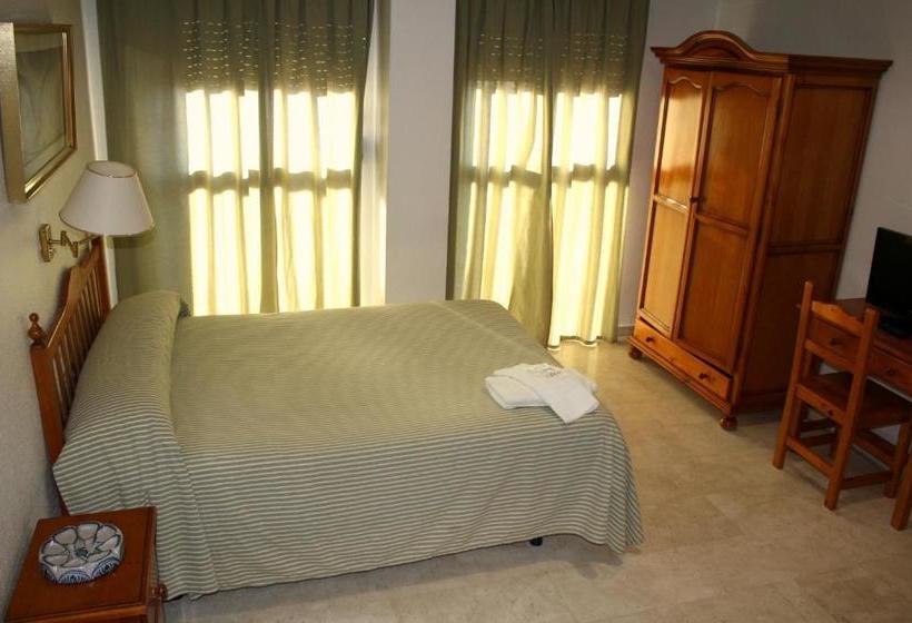 Pension Reina Josefina