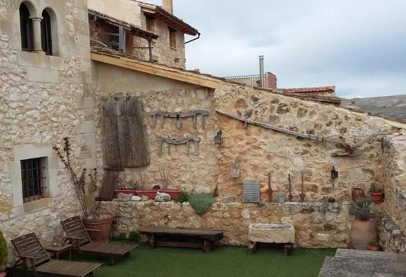 Retkeilymaja Rural El Secreto Del Castillo