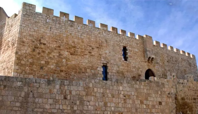 Pensione Castillo De Grisel