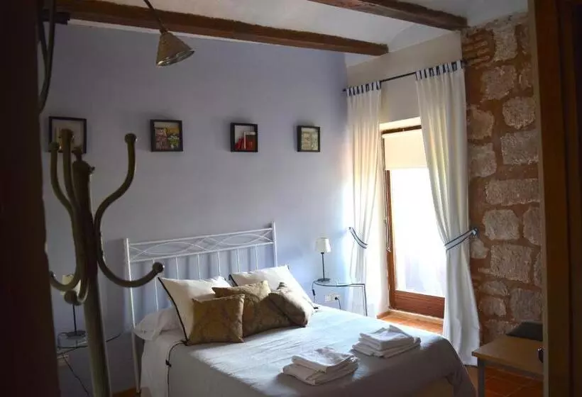 Pensione Castillo De Grisel