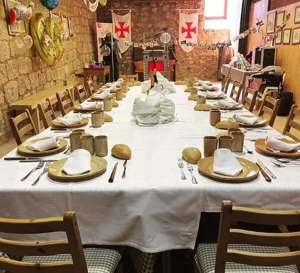 Pensione Castillo De Grisel