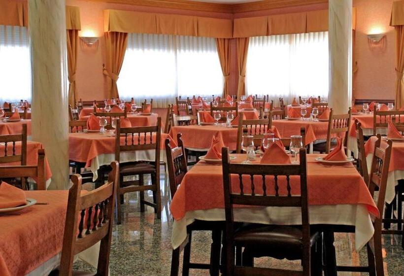 膳宿费 Hostal Amigo