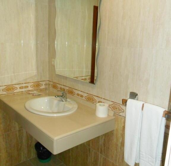 膳宿费 Hostal Amigo