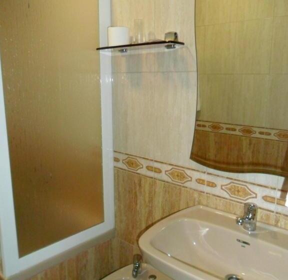 膳宿费 Hostal Amigo