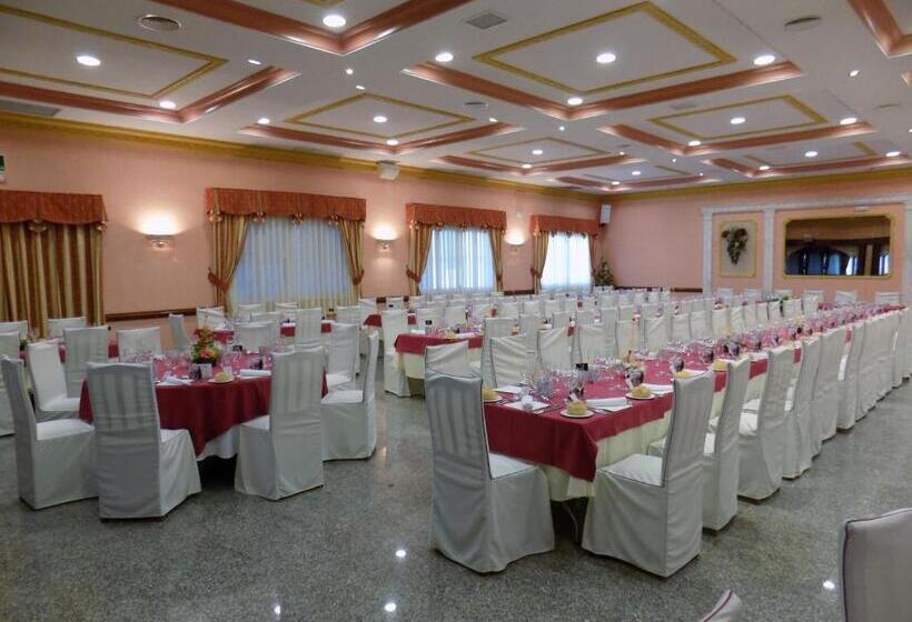 膳宿费 Hostal Amigo