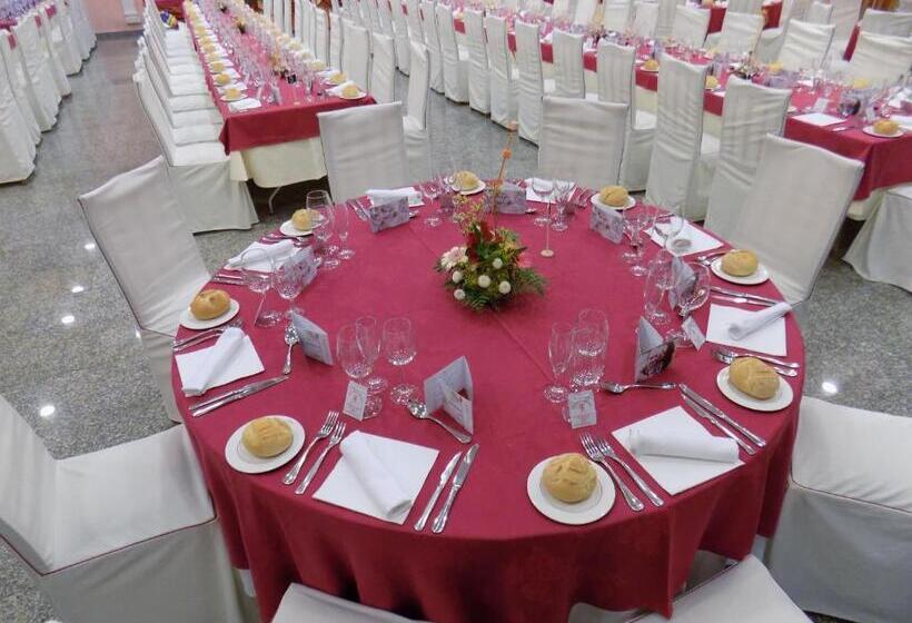 膳宿费 Hostal Amigo