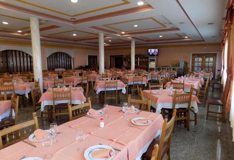 膳宿费 Hostal Amigo