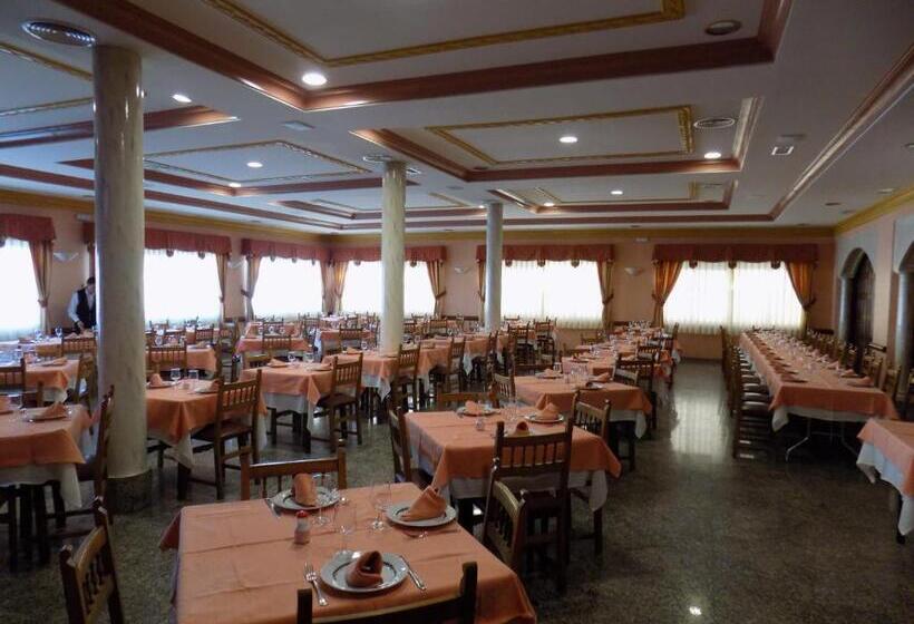 膳宿费 Hostal Amigo