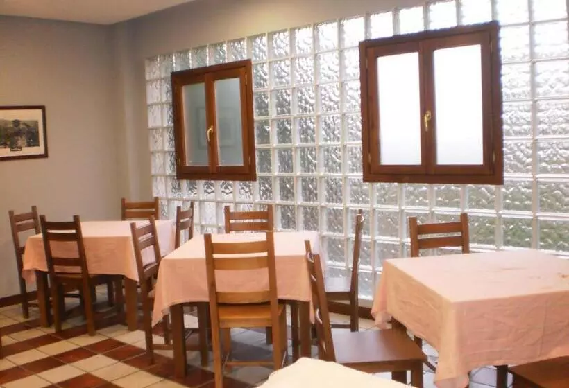 پانسیون Hostal Patron