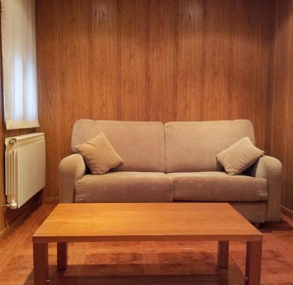 פנסיון Alojamientos Río Cares