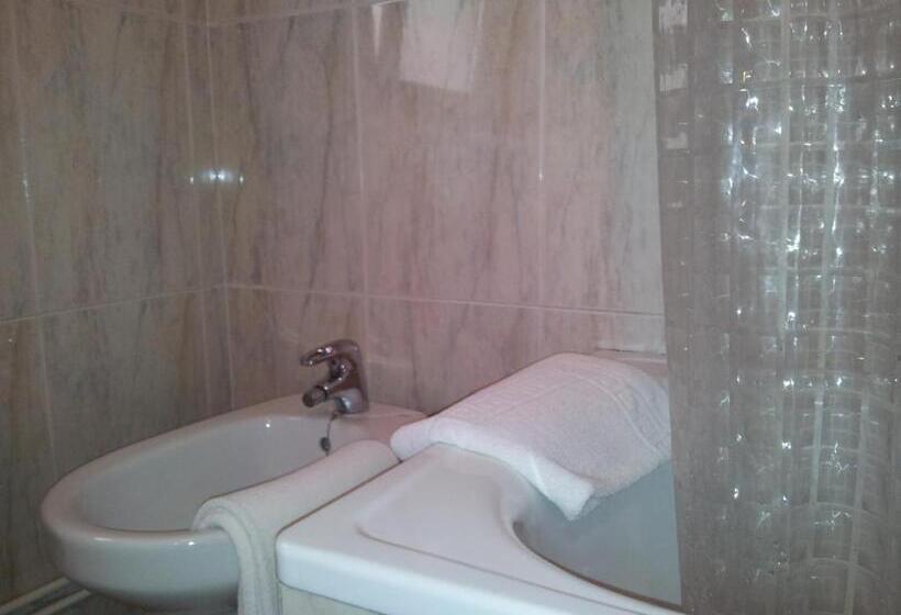 פנסיון Alojamientos Río Cares