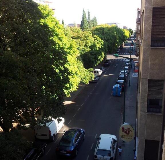 פנסיון Alojamientos Río Cares