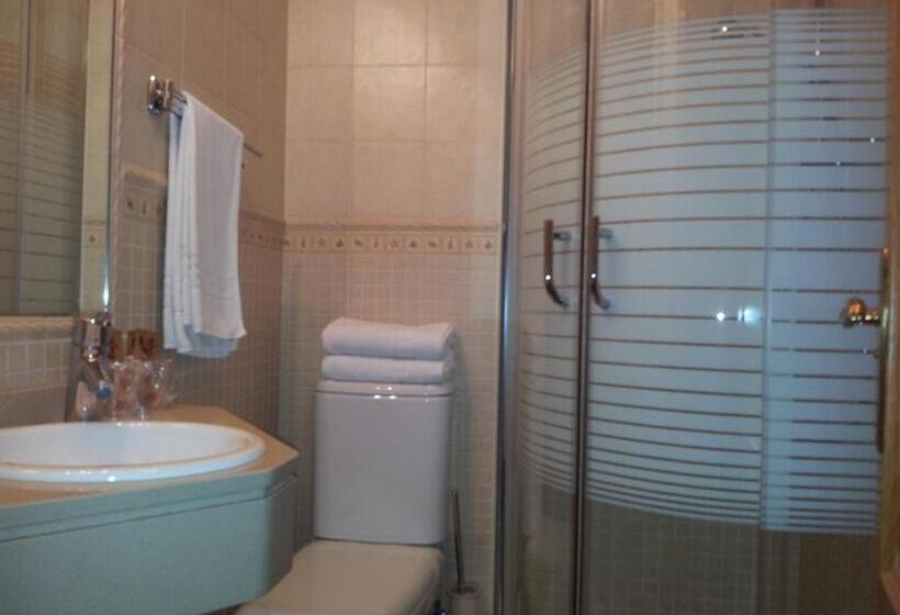 פנסיון Alojamientos Río Cares