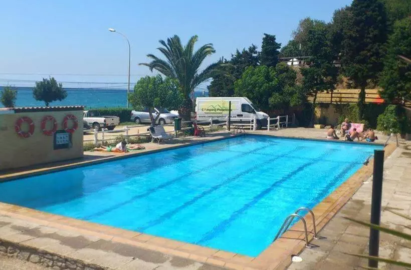 ペンション Camping Masnou
