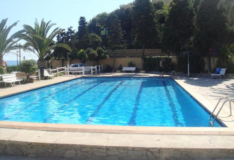 پانسیون Camping Masnou