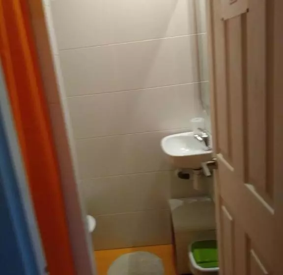 پانسیون Colors Rooms