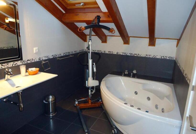 פנסיון Hospedería El Puerto